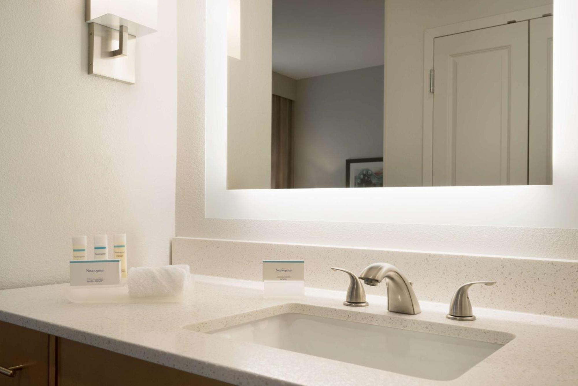 Homewood Suites By Hilton Memphis - Southaven Extérieur photo
